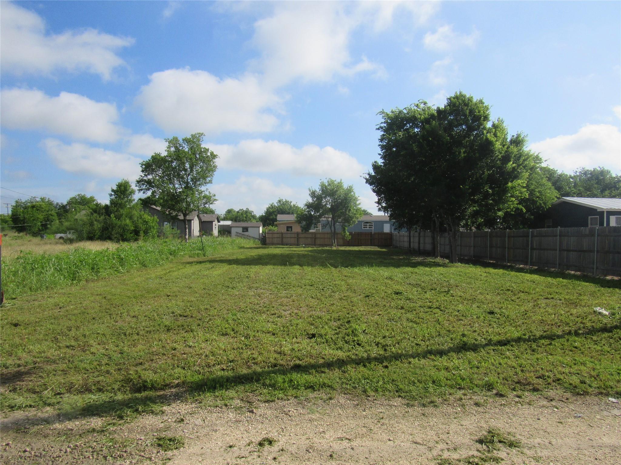 500 Arnold DR