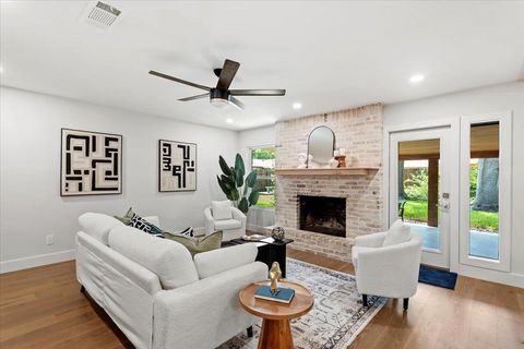Tiny photo for 2009 Lazy BRK, Austin, TX 78723 (MLS # 5434173)