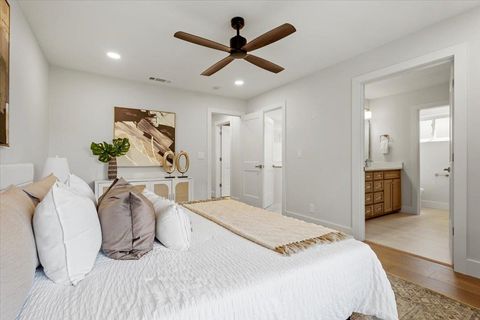 Tiny photo for 2009 Lazy BRK, Austin, TX 78723 (MLS # 5434173)