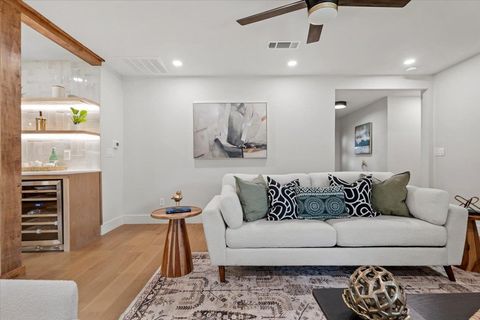 Tiny photo for 2009 Lazy BRK, Austin, TX 78723 (MLS # 5434173)