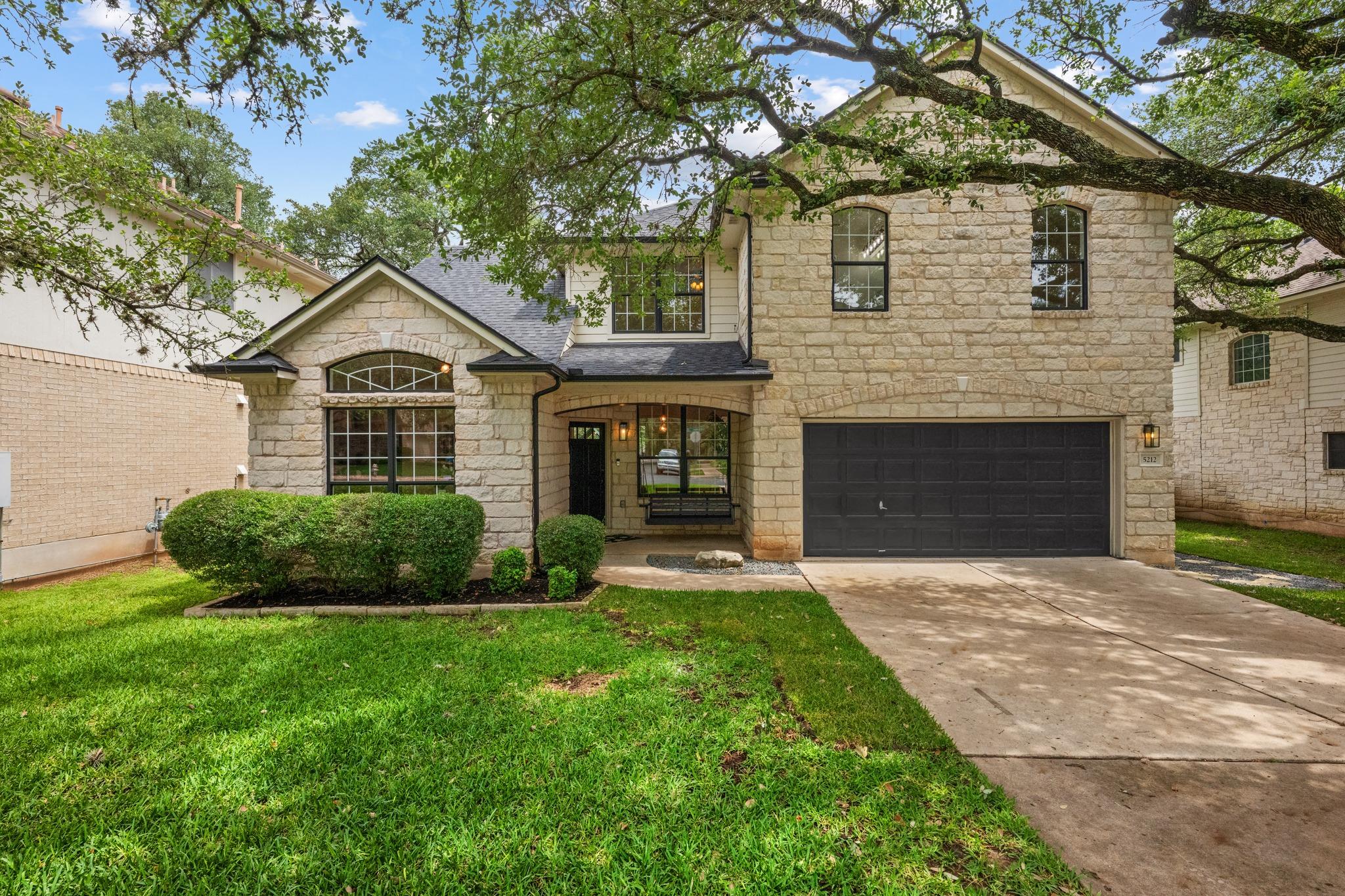 5212 Crystal Water DR