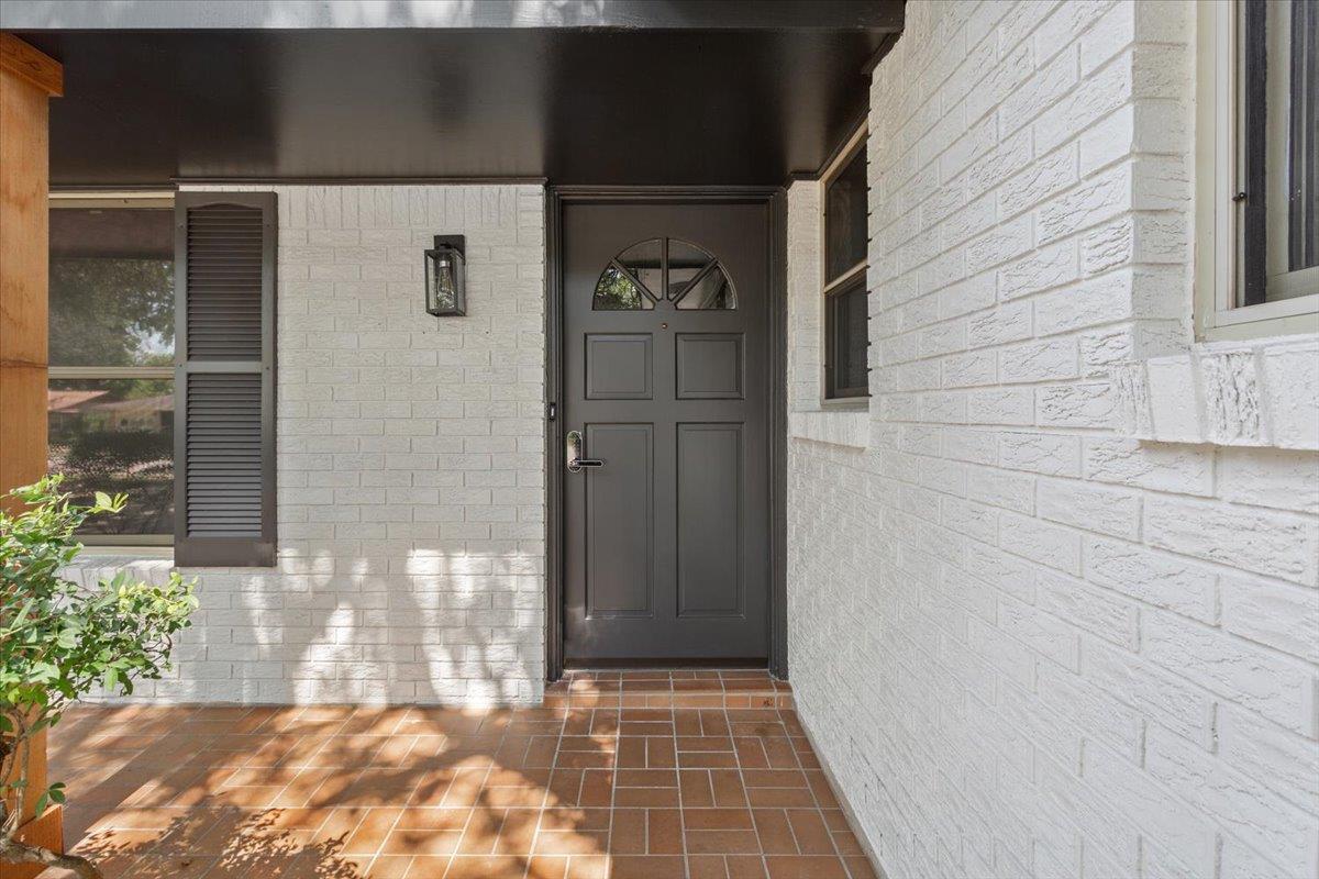 4412 Briar Cliff RD