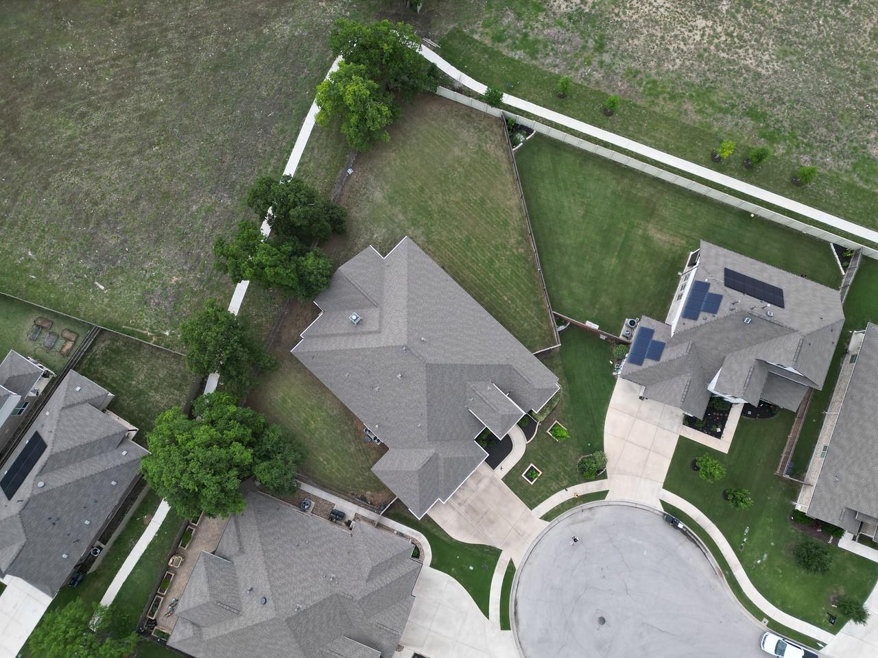 221 Garden Gate LN