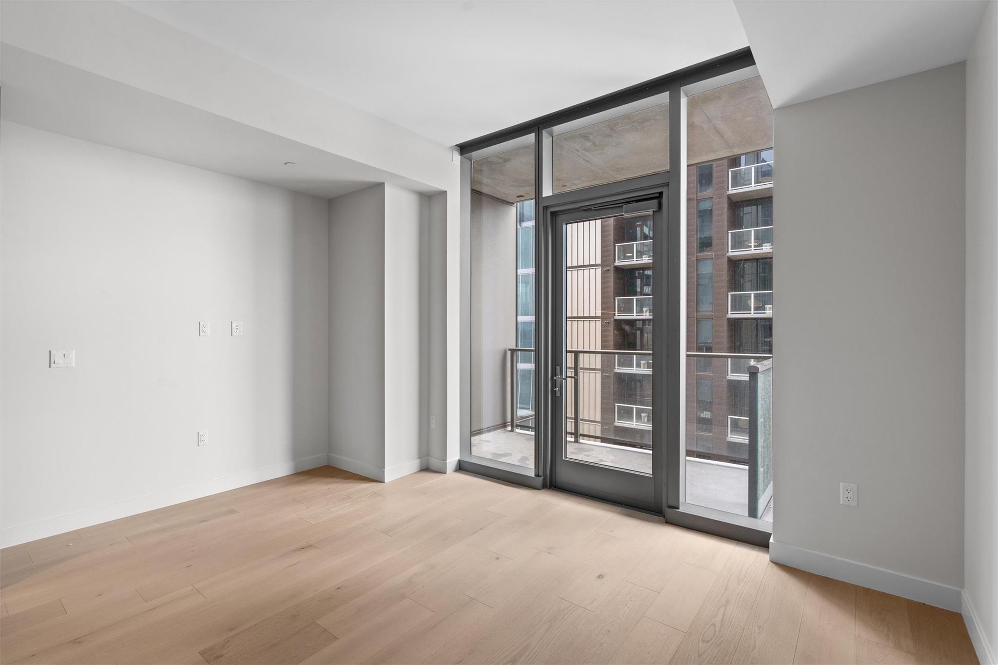 44 East Ave 2306