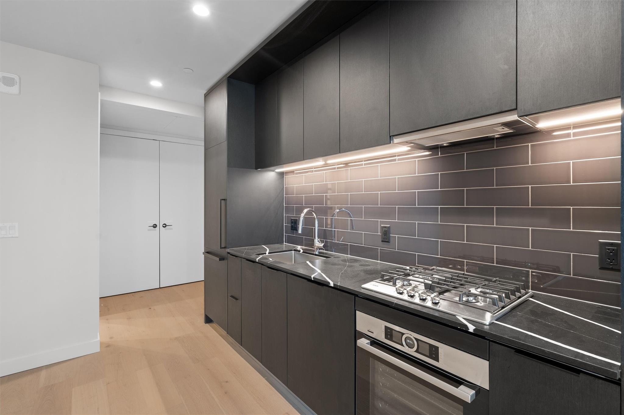 44 East Ave 2306