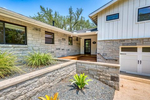 204 Blue Waters DR Horseshoe Bay TX 78657