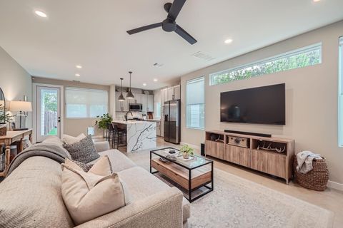 Tiny photo for 7507 Bethune Ave #B, Austin, TX 78752 (MLS # 7421560)