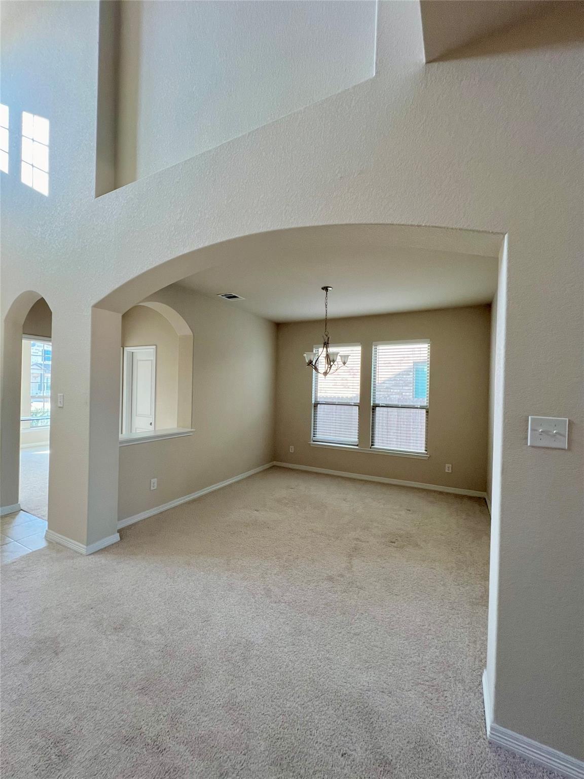 4413 Shady Hill LN