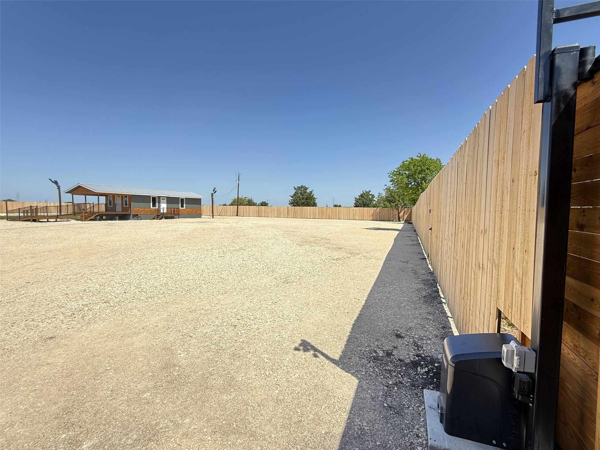 11808 US HWY 183 Highway