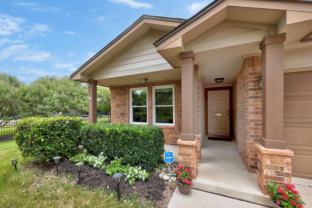 Photo of 2712 Bluffstone DR, Round Rock, TX 78665 (MLS # 6075566)