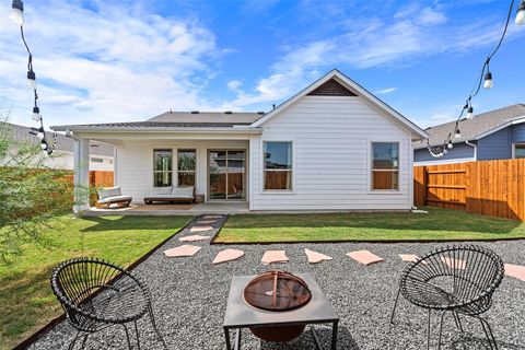 Tiny photo for 8208 Silhouette ST, Austin, TX 78744 (MLS # 9208185)