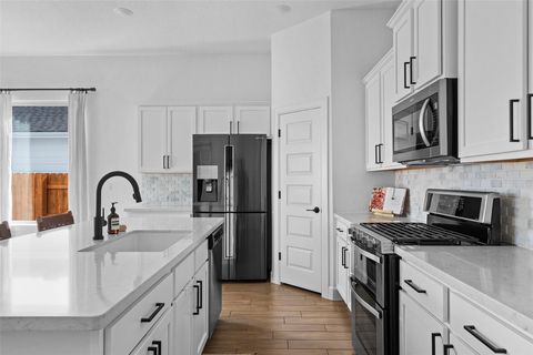 Tiny photo for 8208 Silhouette ST, Austin, TX 78744 (MLS # 9208185)