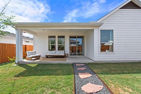 Tiny photo for 8208 Silhouette ST, Austin, TX 78744 (MLS # 9208185)