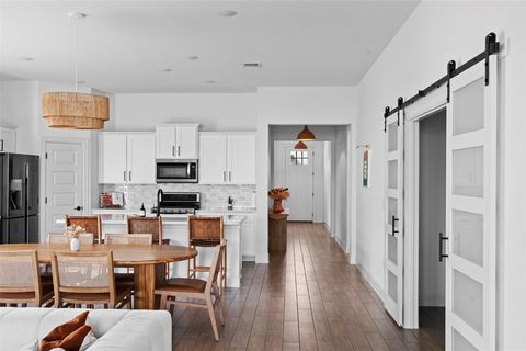 Tiny photo for 8208 Silhouette ST, Austin, TX 78744 (MLS # 9208185)
