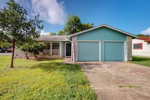 Photo of 3433 E Stassney LN, Austin, TX 78744 (MLS # 1224381)