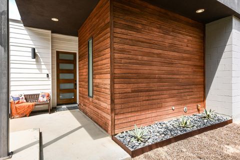 Tiny photo for 902 W Live Oak ST, Austin, TX 78704 (MLS # 4852152)