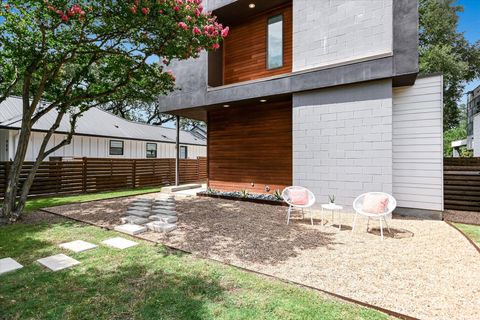 Tiny photo for 902 W Live Oak ST, Austin, TX 78704 (MLS # 4852152)