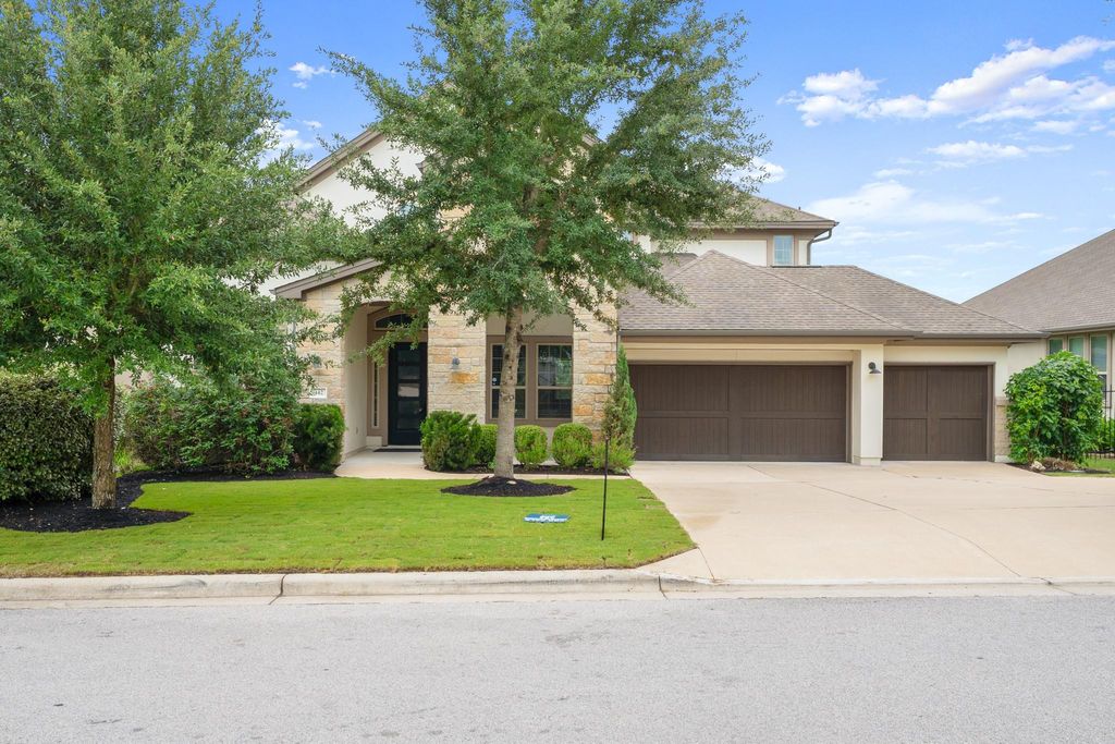 Photo of 442 Jacksdaw DR, Austin, TX 78737 (MLS # 9451244)
