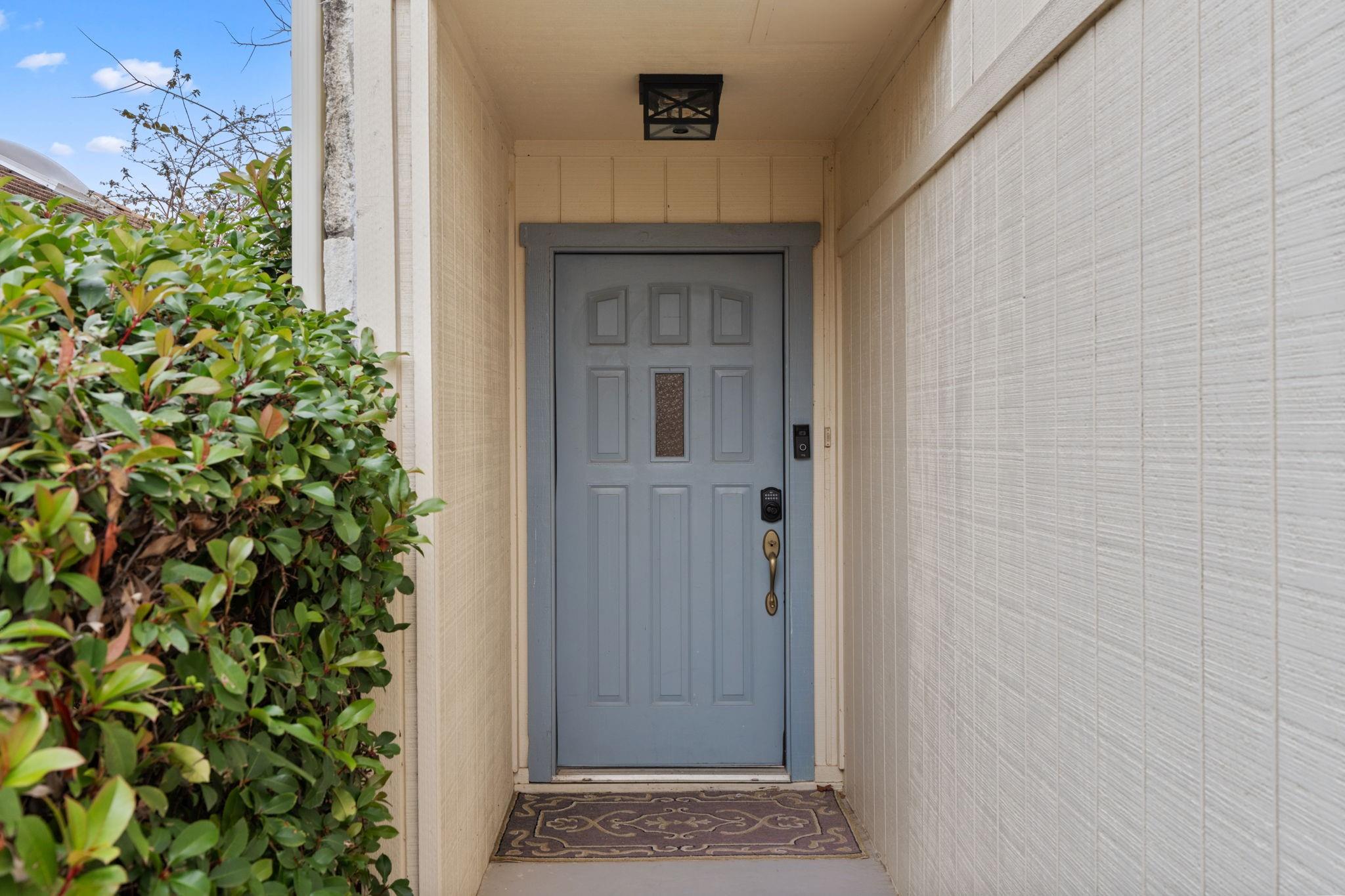 406 Horseshoe Bay North ST