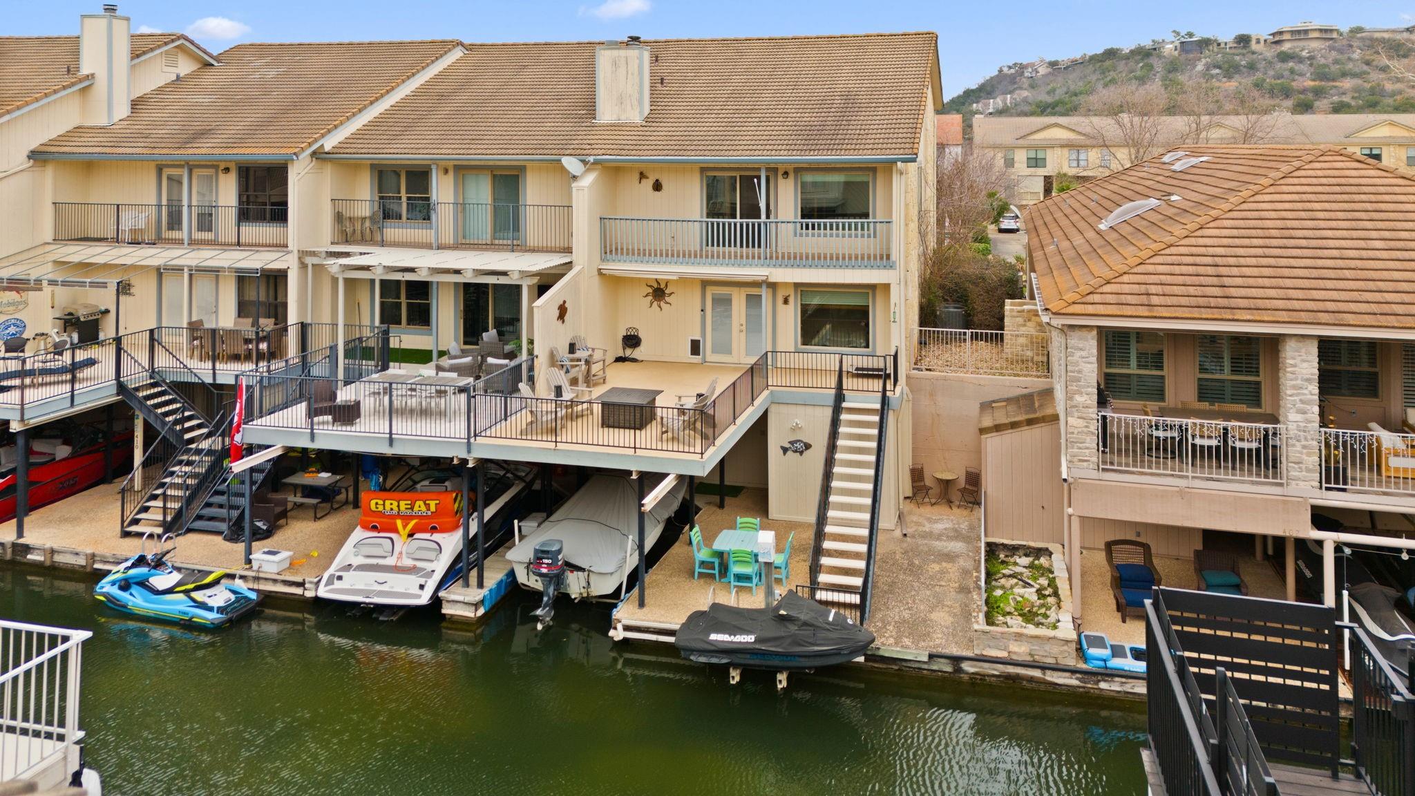 406 Horseshoe Bay North ST