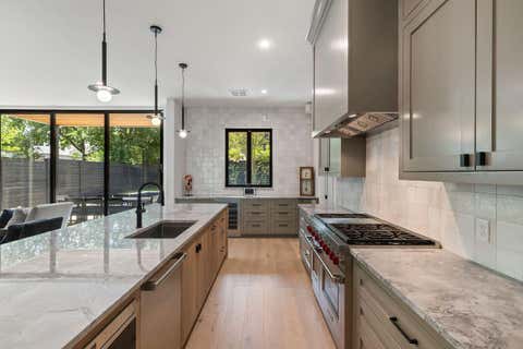 Tiny photo for 2102 Oxford ST, Austin, TX 78704 (MLS # 6750538)