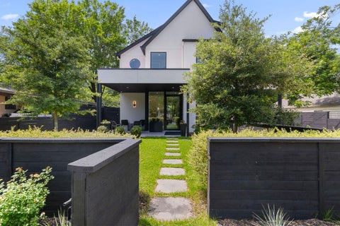 Photo of 2102 Oxford ST, Austin, TX 78704 (MLS # 6750538)