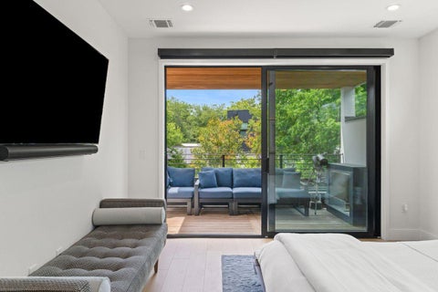 Tiny photo for 2102 Oxford ST, Austin, TX 78704 (MLS # 6750538)