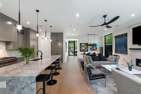 Tiny photo for 2102 Oxford ST, Austin, TX 78704 (MLS # 6750538)