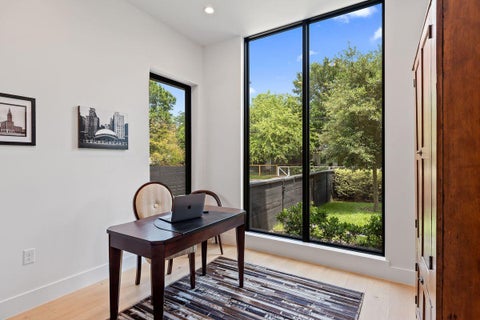 Tiny photo for 2102 Oxford ST, Austin, TX 78704 (MLS # 6750538)