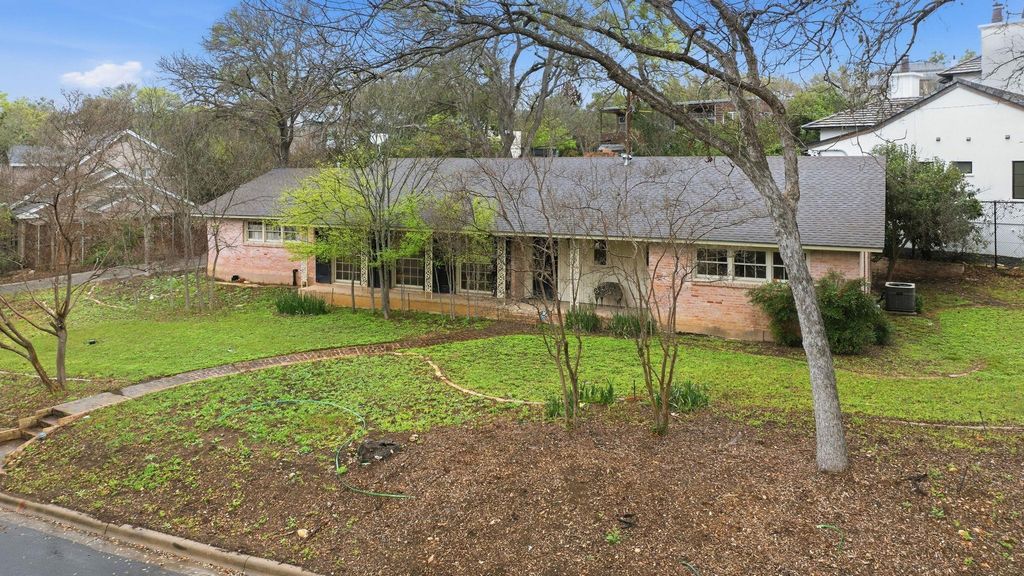 Photo of 3400 Foothill PKWY, Austin, TX 78731 (MLS # 4588547)