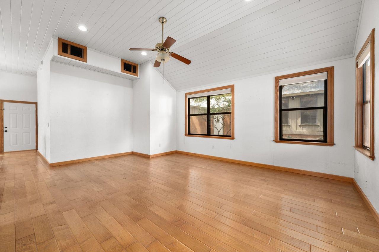 1811 Waterston Ave A