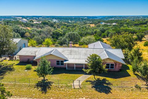 88 Oak Alley Kerrville TX 78028