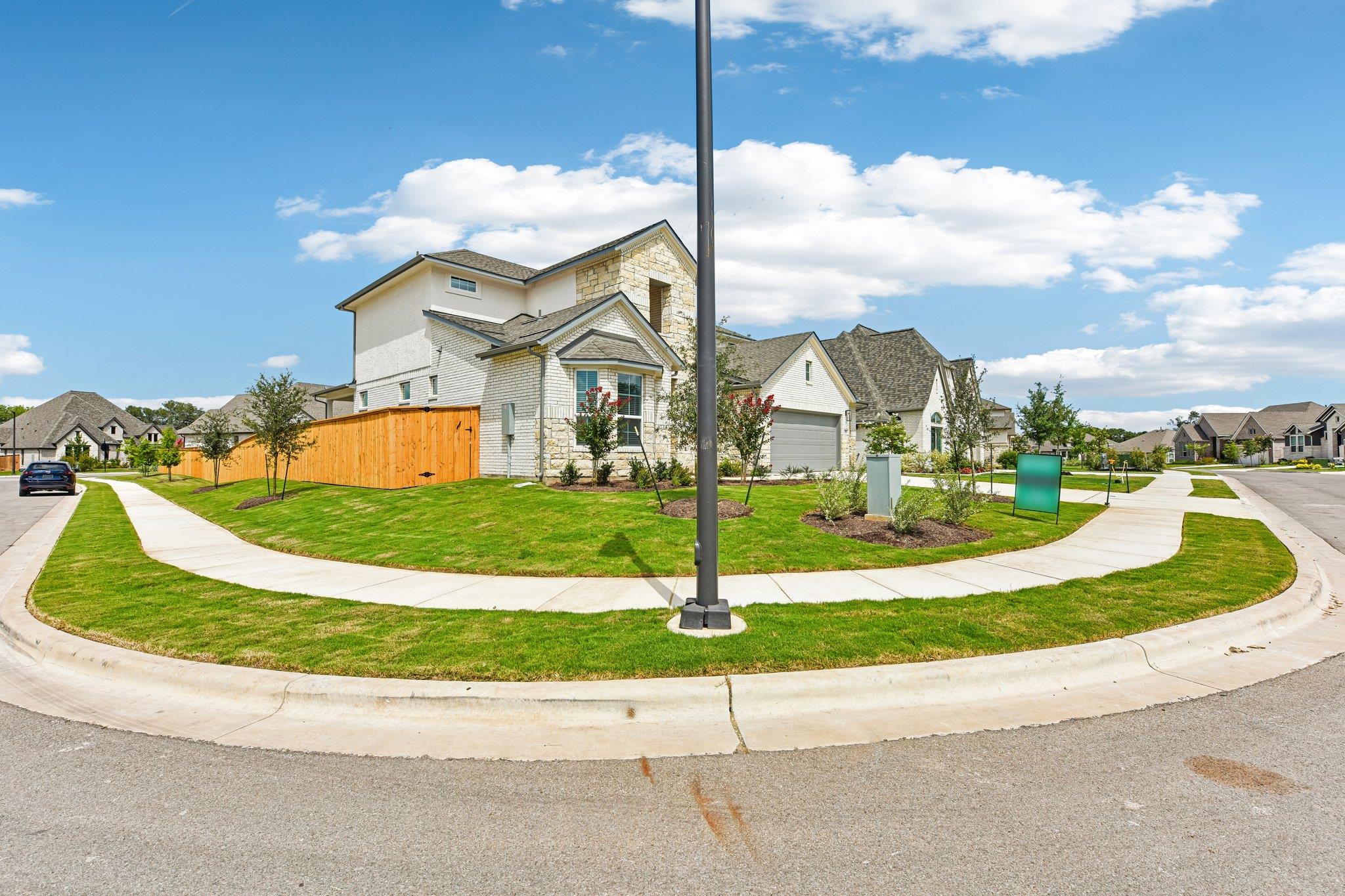 162 Lily Pad LN