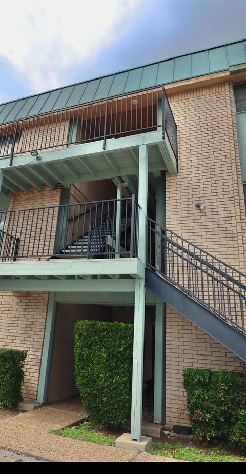 Tiny photo for Austin, TX 78757 (MLS # 9556720)