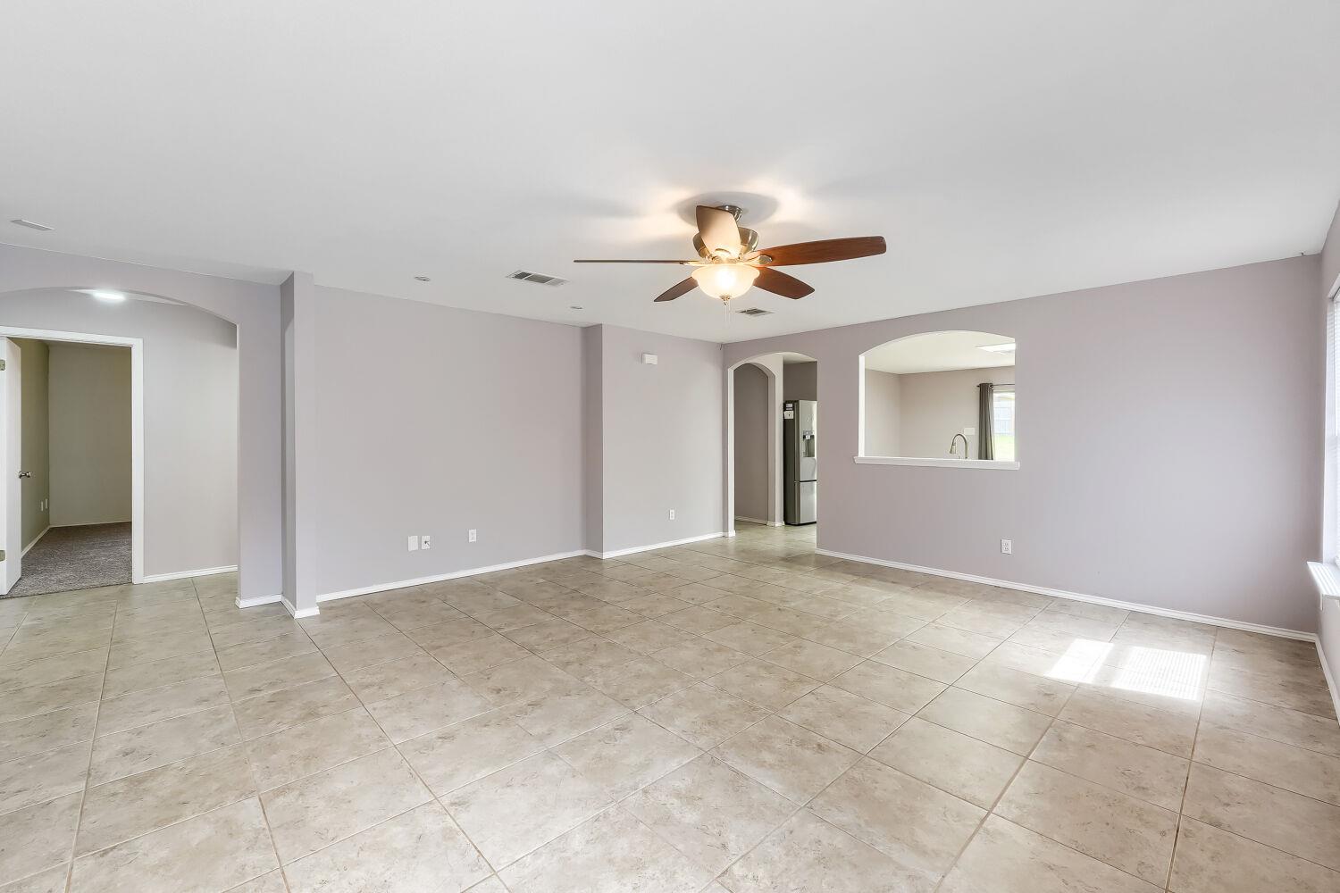 391 Jim Miller DR