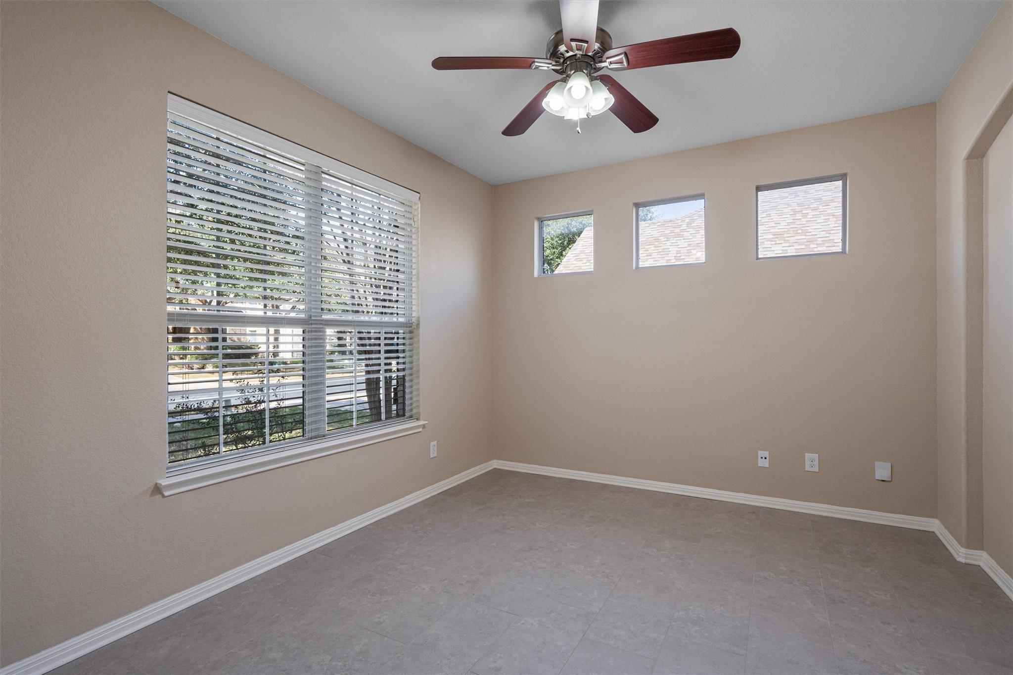 18921 Wandering Vine CV