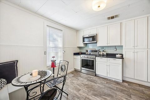 Tiny photo for 1210 Coleto ST, Austin, TX 78702 (MLS # 7693051)