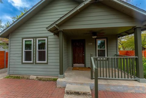 Photo of 1210 Coleto ST, Austin, TX 78702 (MLS # 7693051)