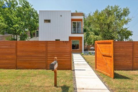 Tiny photo for 5401 Stuart Cir DR #1, Austin, TX 78721 (MLS # 3396732)