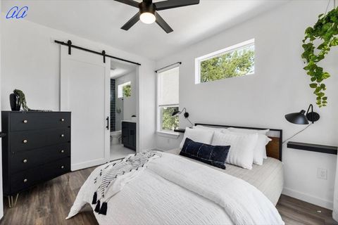 Tiny photo for 5401 Stuart Cir DR #1, Austin, TX 78721 (MLS # 3396732)