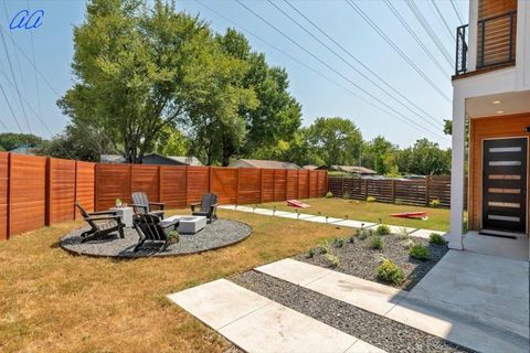 Tiny photo for 5401 Stuart Cir DR #1, Austin, TX 78721 (MLS # 3396732)