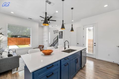 Tiny photo for 5401 Stuart Cir DR #1, Austin, TX 78721 (MLS # 3396732)