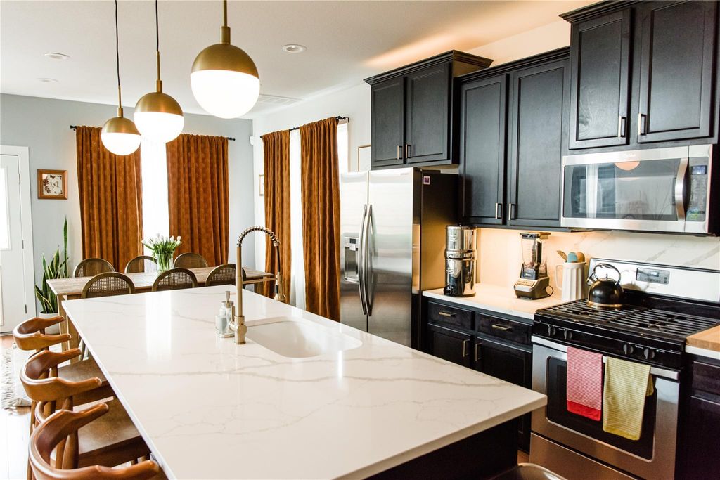 Photo for 1510 Homespun RD, Austin, TX 78745 (MLS # 9764718)