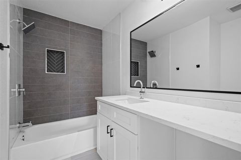 Tiny photo for 1810 River Crossing CIR #B, Austin, TX 78741 (MLS # 1474985)