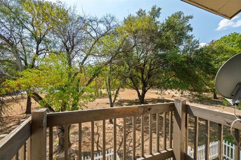 Tiny photo for 1810 River Crossing CIR #B, Austin, TX 78741 (MLS # 1474985)