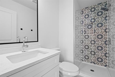 Tiny photo for 1810 River Crossing CIR #B, Austin, TX 78741 (MLS # 1474985)