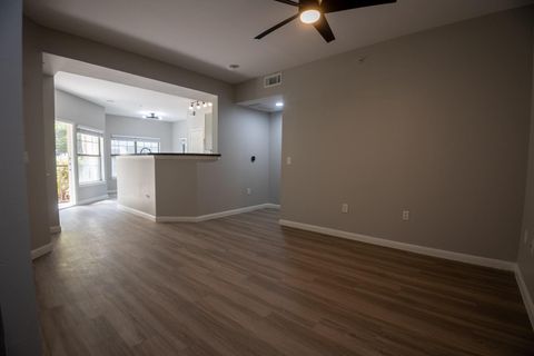 Tiny photo for 2320 Gracy Farms LN #611, Austin, TX 78758 (MLS # 1098813)