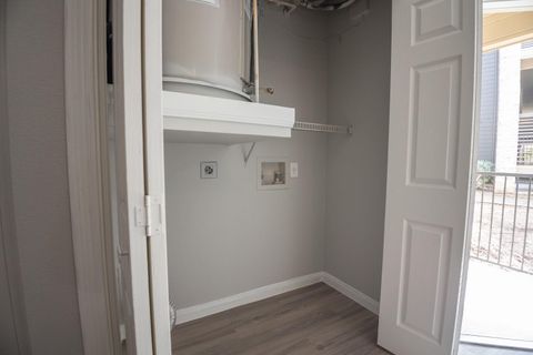 Tiny photo for 2320 Gracy Farms LN #611, Austin, TX 78758 (MLS # 1098813)