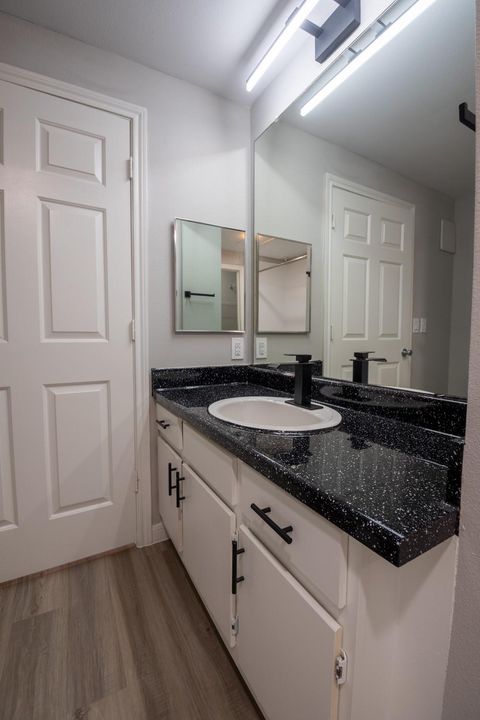 Tiny photo for 2320 Gracy Farms LN #611, Austin, TX 78758 (MLS # 1098813)