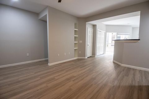 Tiny photo for 2320 Gracy Farms LN #611, Austin, TX 78758 (MLS # 1098813)